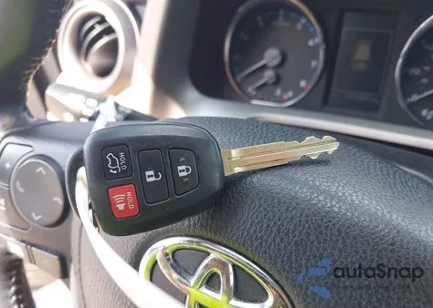 2016 Toyota Rav4 Xle из США, поврежденный, VIN 2T3WFREV6GW261687